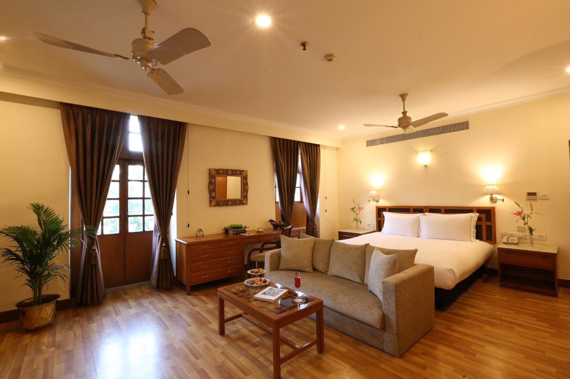 Ambassador, New Delhi - Ihcl Seleqtions Hotel Bagian luar foto